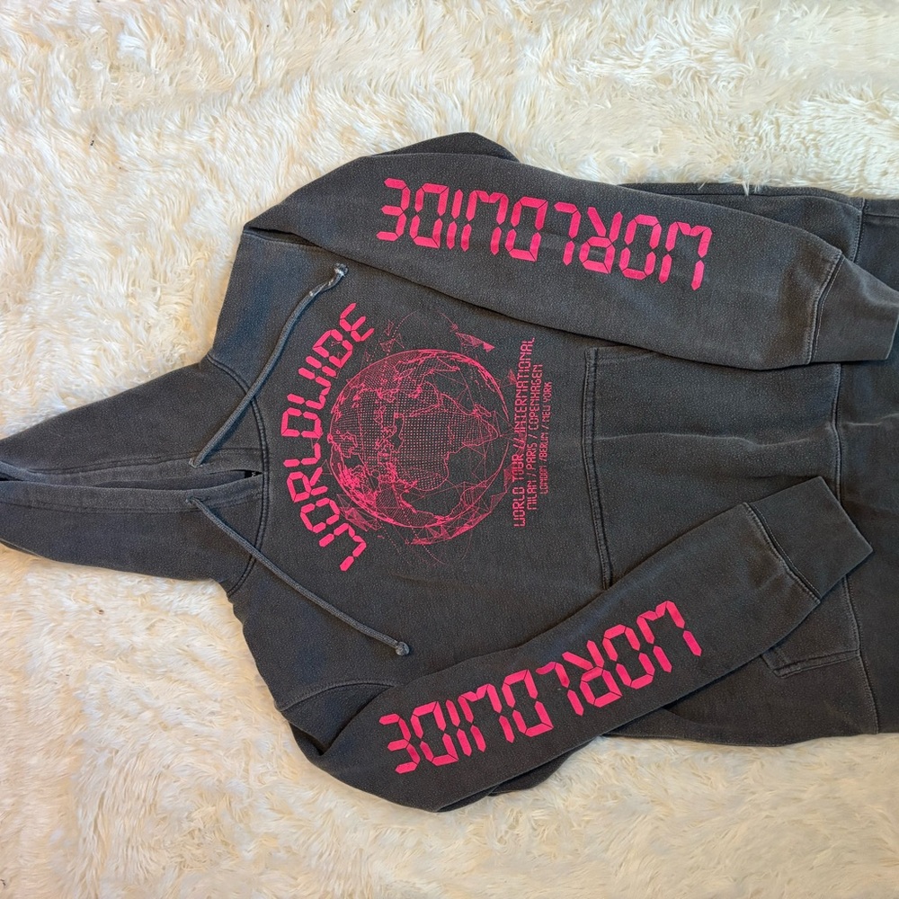 PrettyLittleThing Gray Hoodie with Pink Print